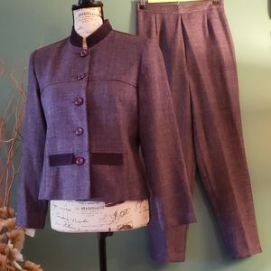 Gorgeous Purple Tweed Pantsuit Size 6P